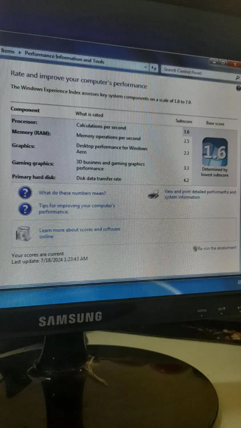 کامپیوتر|رایانه رومیزی|بروجرد, |دیوار