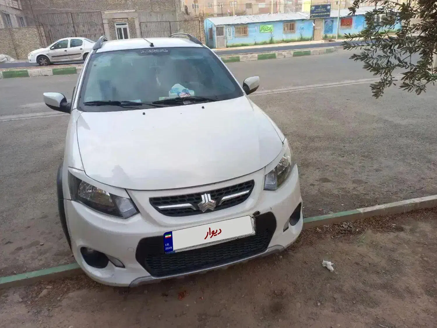 کوئیک فوری|خودرو سواری و وانت|قم, انسجام|دیوار