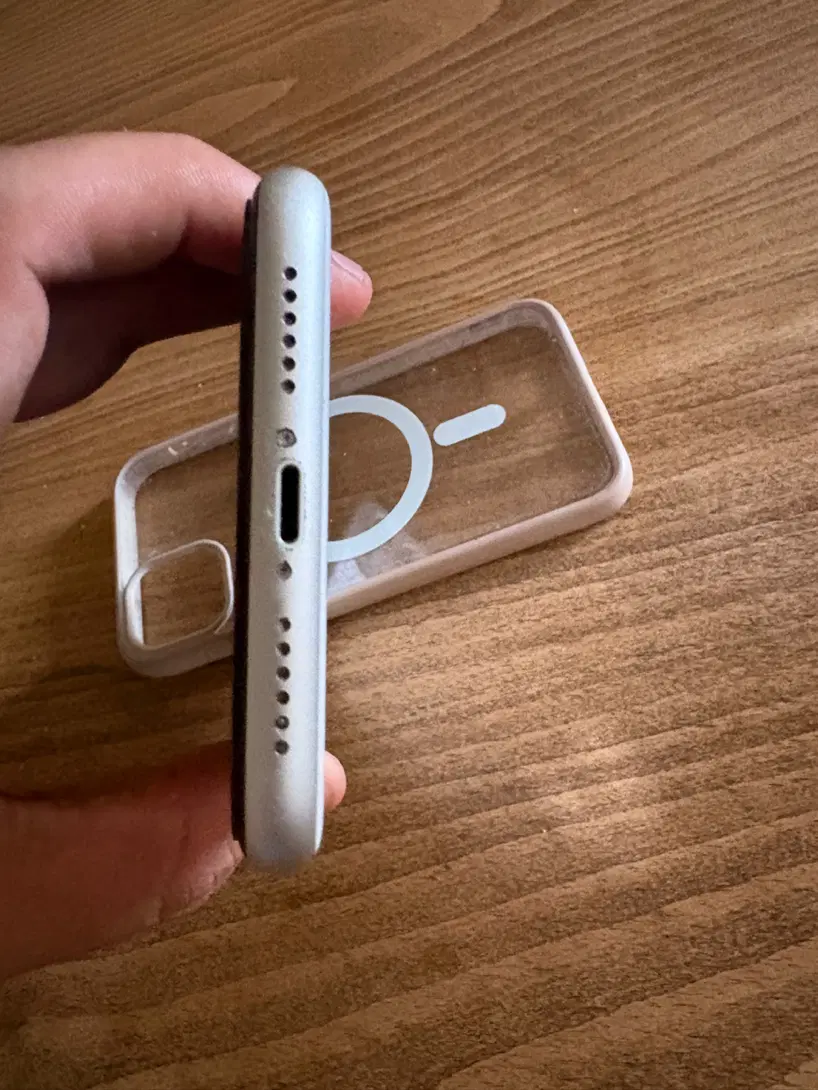 iphone 11  تمیز|موبایل|کرمان, |دیوار