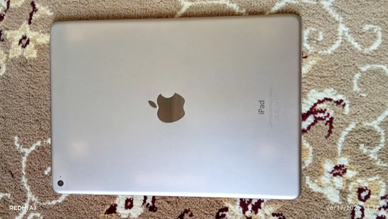 ipad air2|تبلت|تربت‌حیدریه, پائین ولایت|دیوار