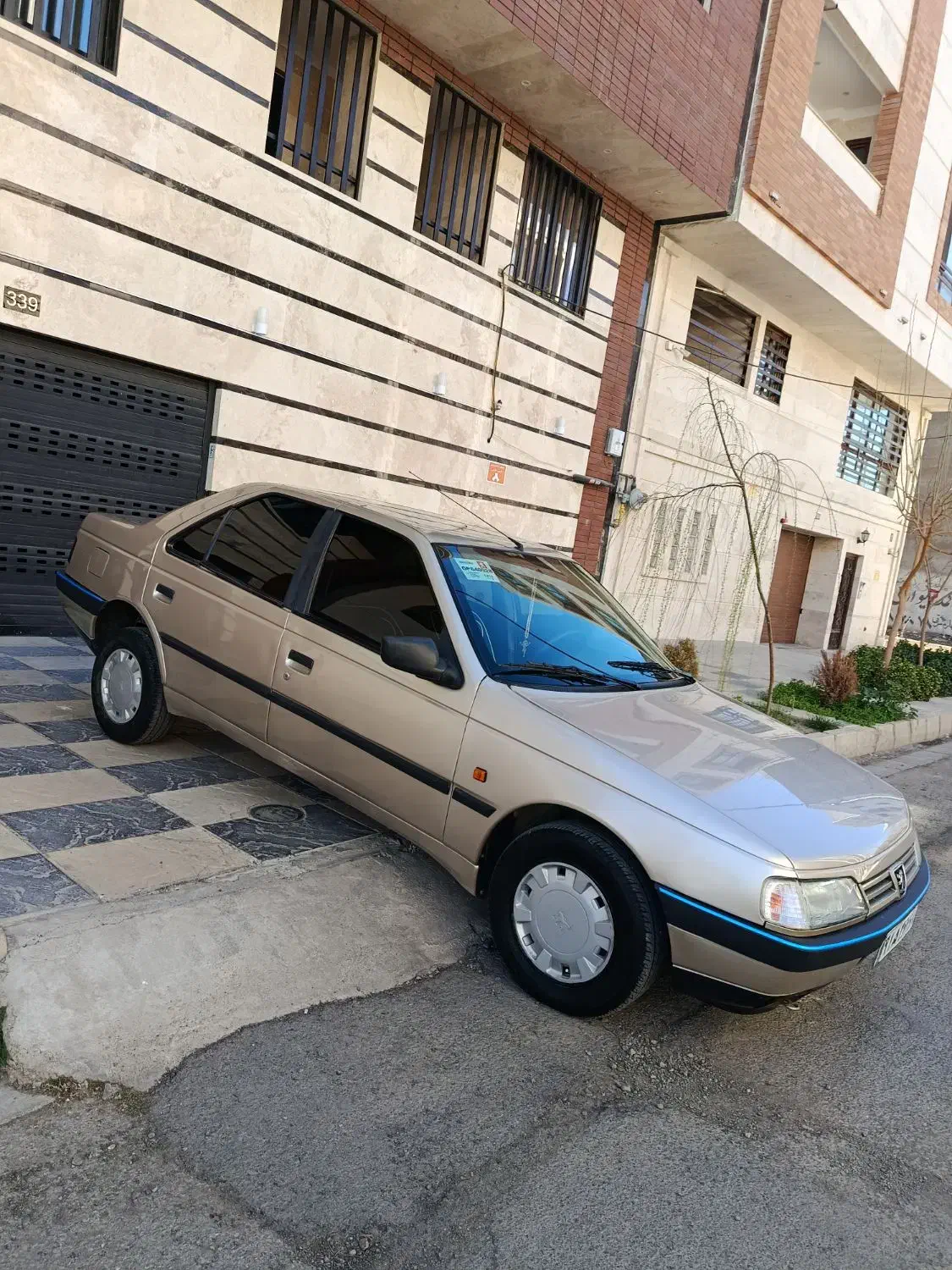 پژو۴۰۵ مدل۸۲|خودرو سواری و وانت|کرج, ساماندهی|دیوار