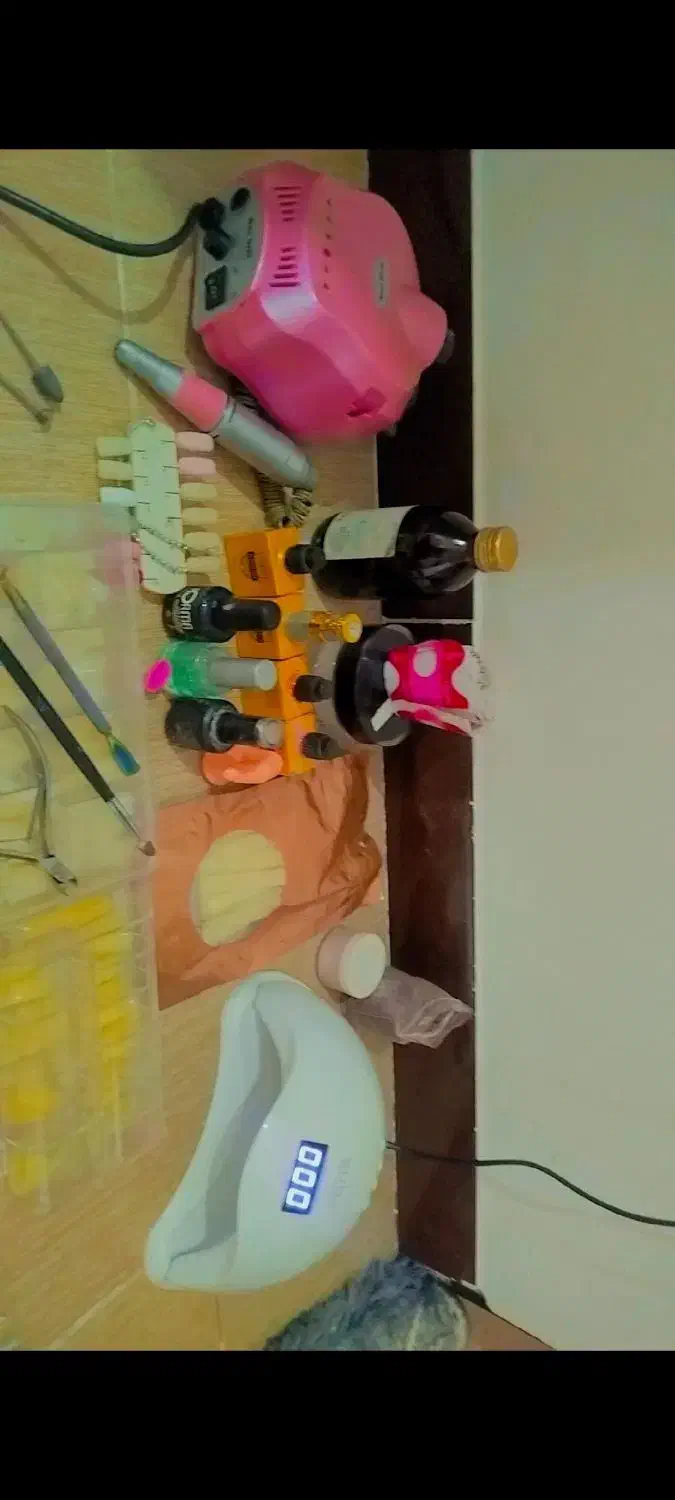 آرایشی|آرایشگاه و سالن‌های زیبایی|محمدشهر, محمدشهر|دیوار