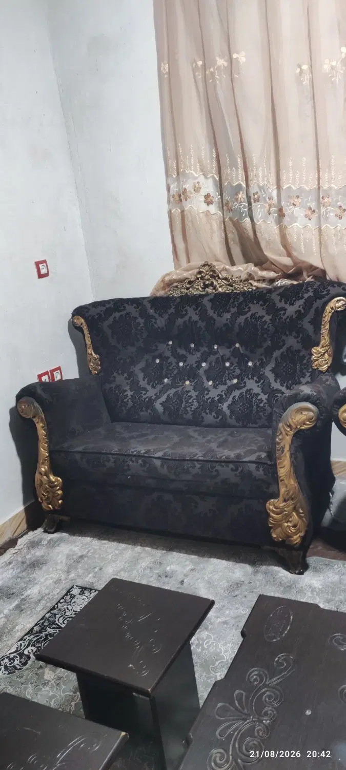 مبل|مبلمان خانگی و میز عسلی|گرمی, |دیوار