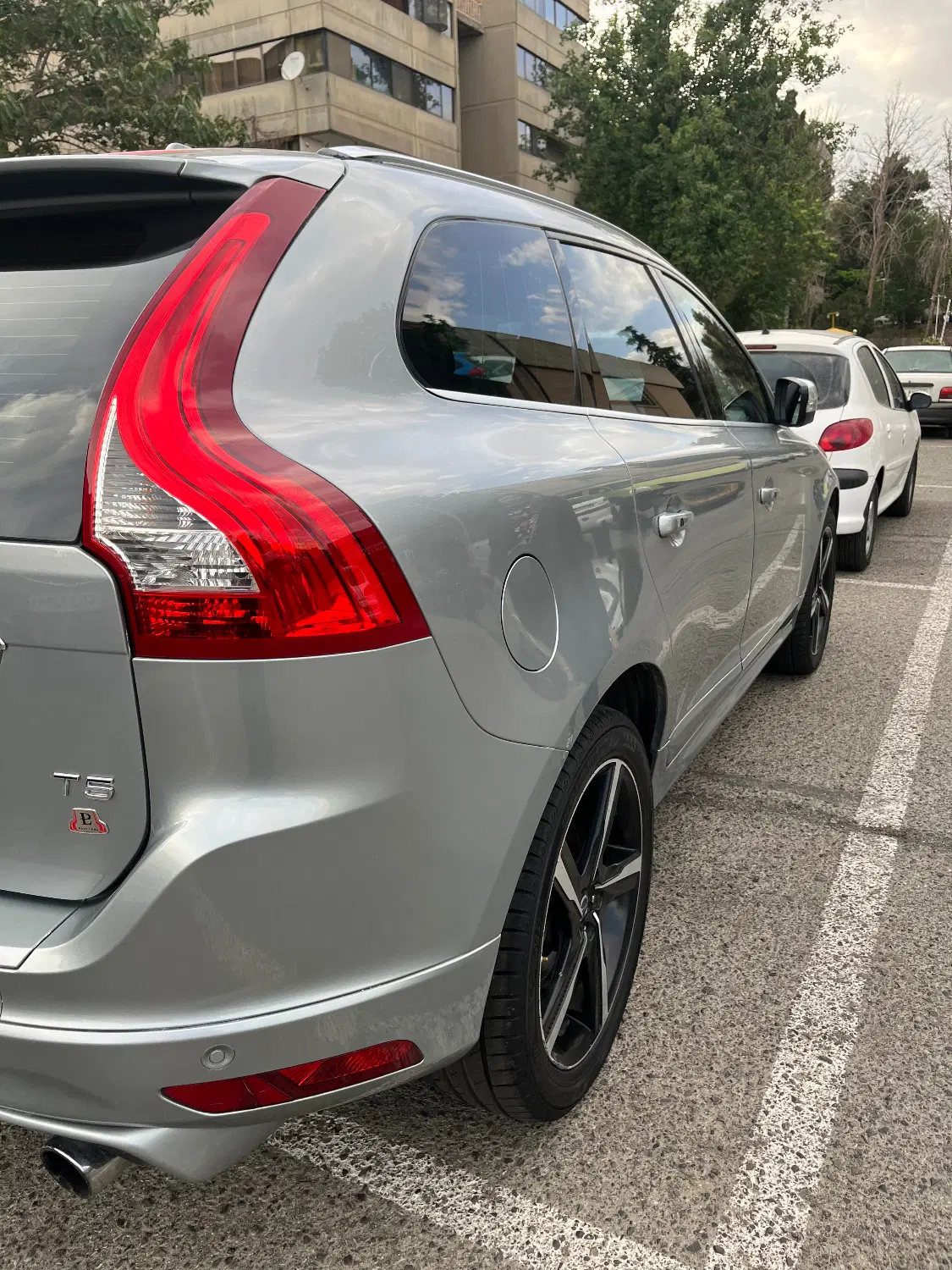 ولوو xc60|خودرو سواری و وانت|تهران, اکباتان|دیوار