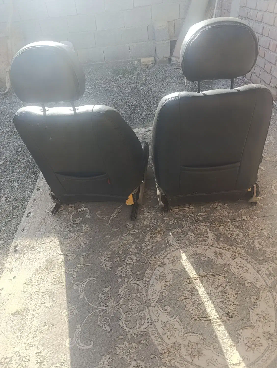 صندلی سمند|صندلی و نیمکت|کهنوج, |دیوار