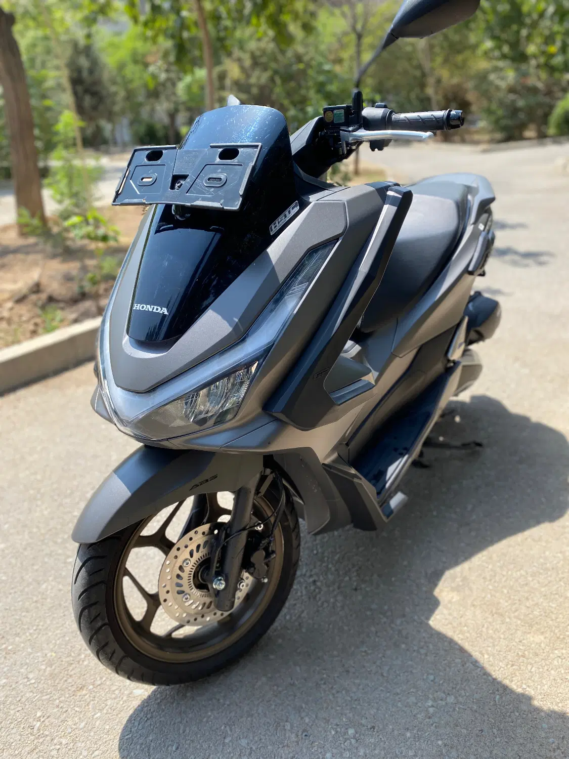 Pcx 160|موتورسیکلت|تهران, درختی|دیوار