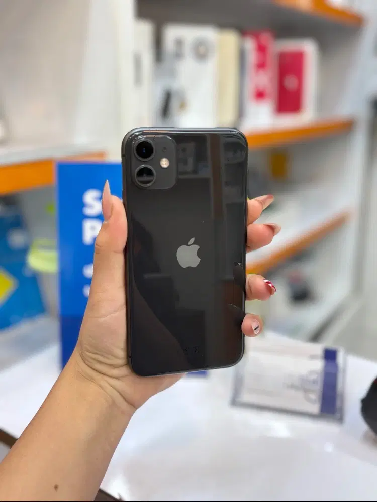 آیفون iphoen 11 normal|موبایل|شیراز, ملاصدرا|دیوار