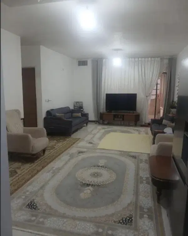 اوایل پیک/پارکینگ اختصاصی/آسانسور/دوخواب|اجارهٔ آپارتمان|فردیس, شهرک ارم|دیوار