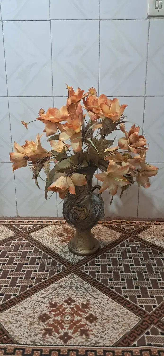 گلدان گل|گل مصنوعی|اصفهان, دارک|دیوار