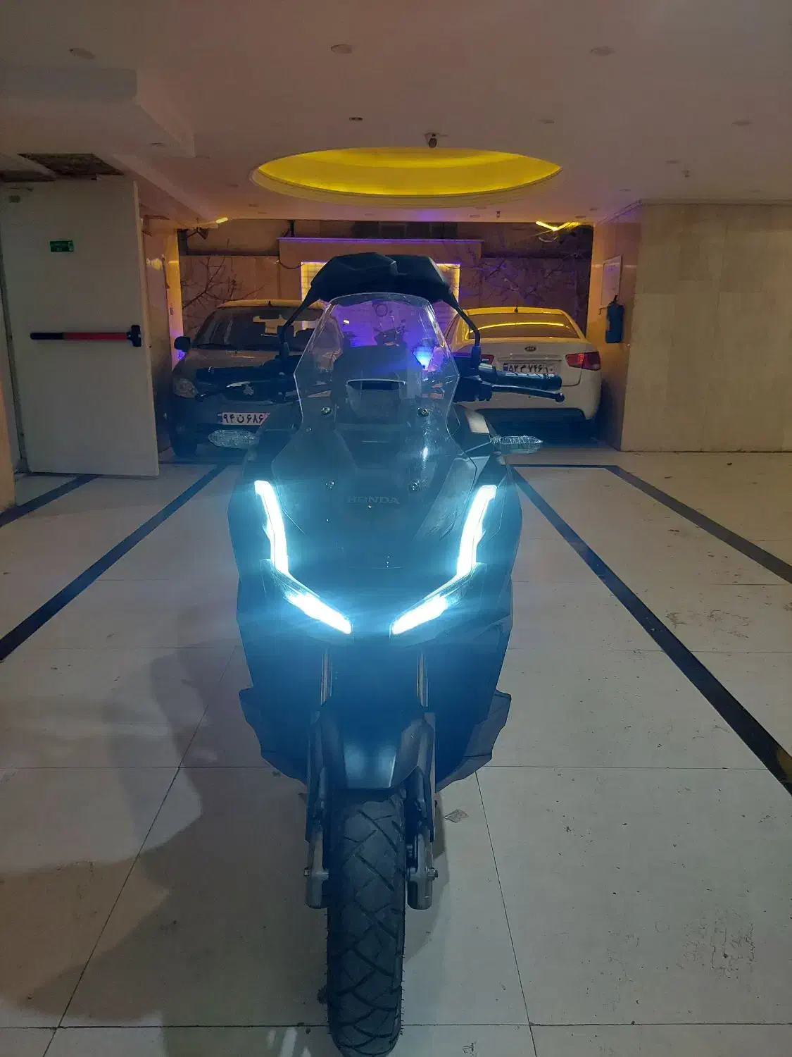 adv 160 مشکی مات|موتورسیکلت|تهران, باغ خزانه|دیوار