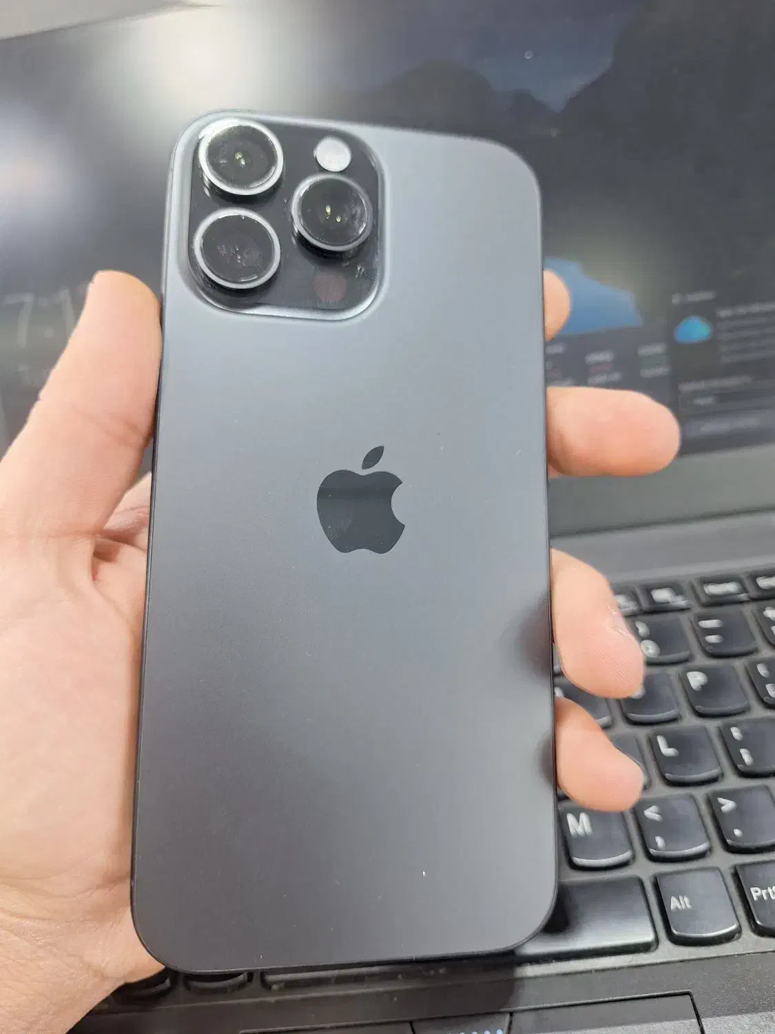 poromax16. 512|موبایل|شیراز, زند|دیوار