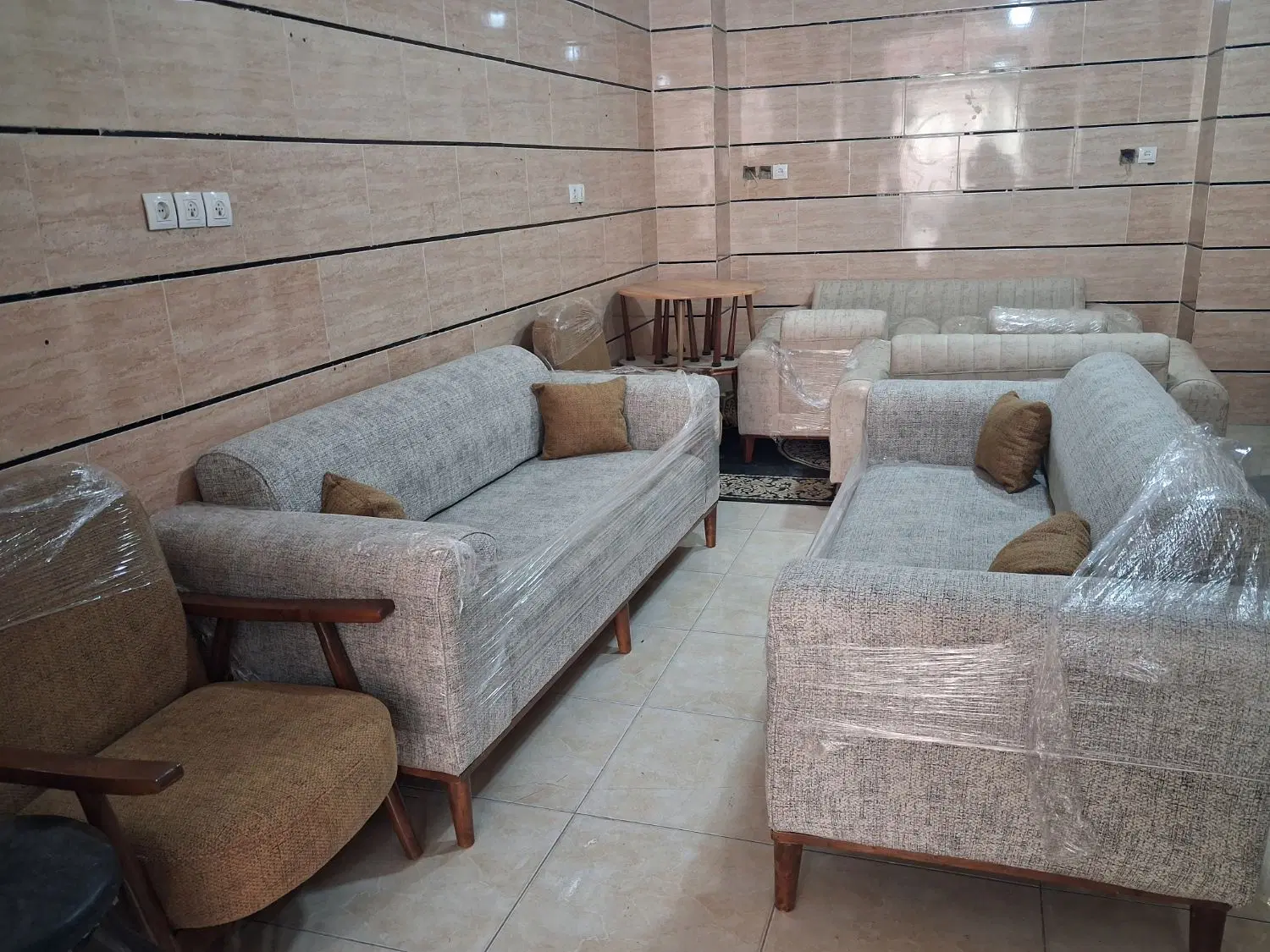 مبل|مبلمان اداری|گرمسار, |دیوار