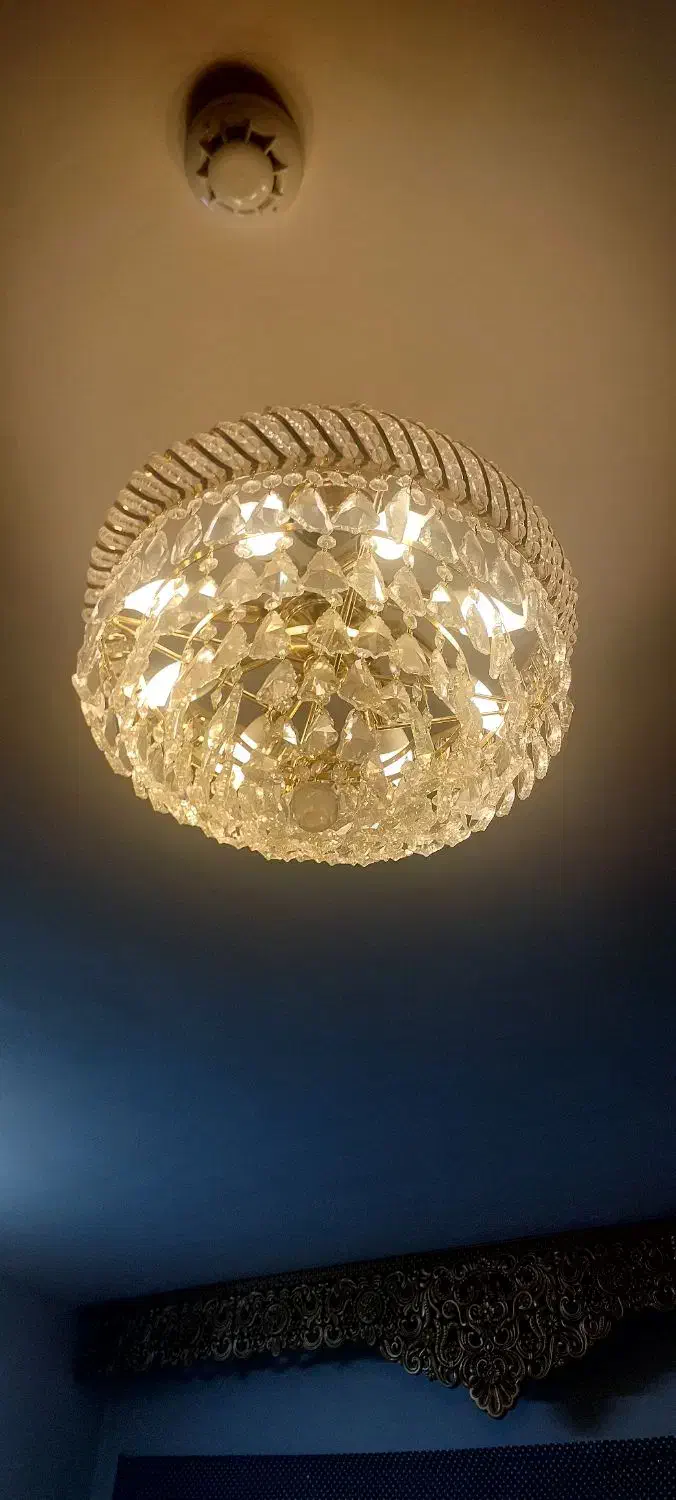 لوستر|لوستر و چراغ آویز|سبزوار, قصبه شرقی|دیوار