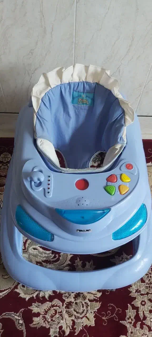 اثاث بچه|کالسکه و لوازم جانبی|نجف‌آباد, امام خمینی|دیوار