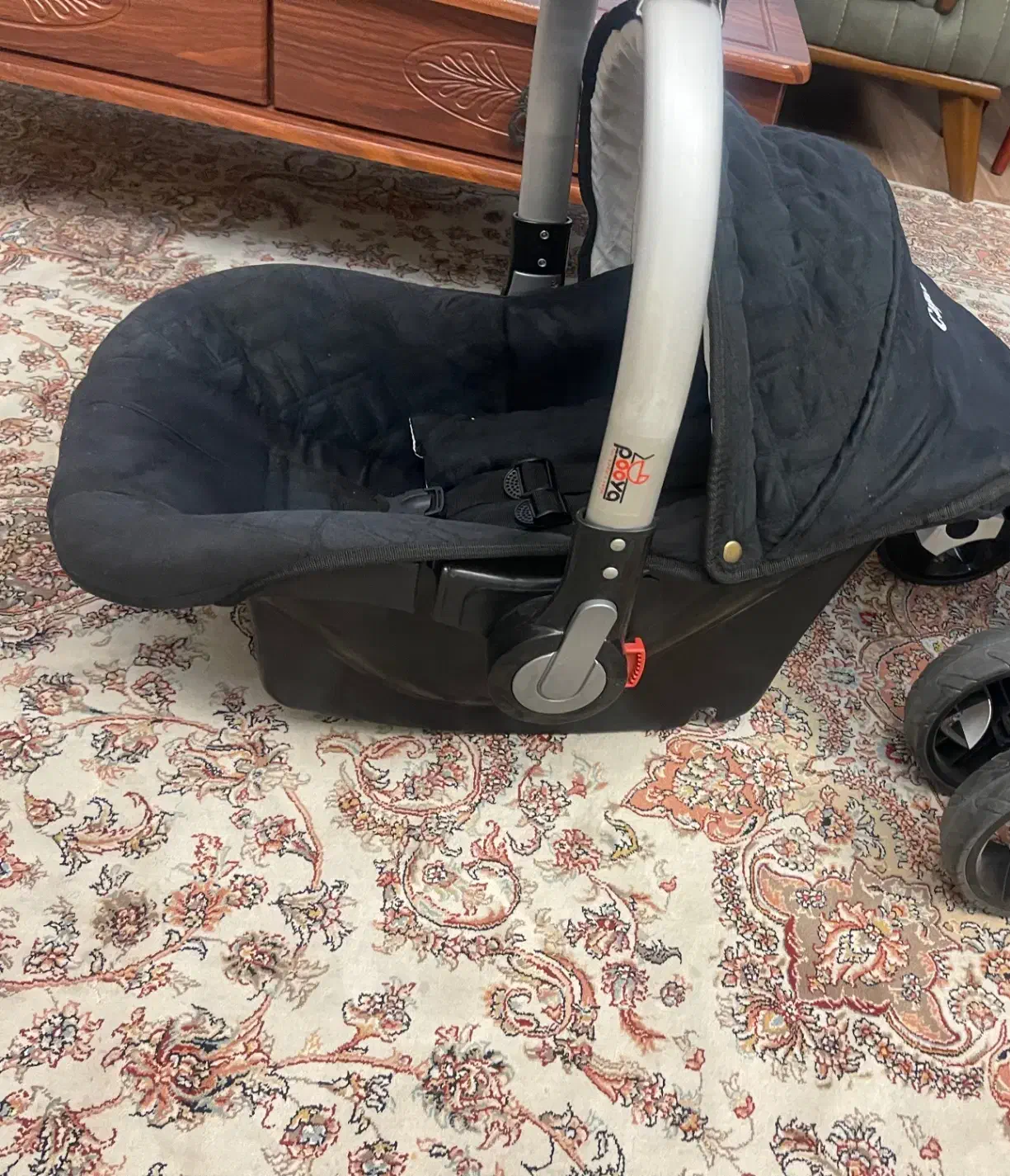 کریر|کالسکه و لوازم جانبی|تبریز, |دیوار