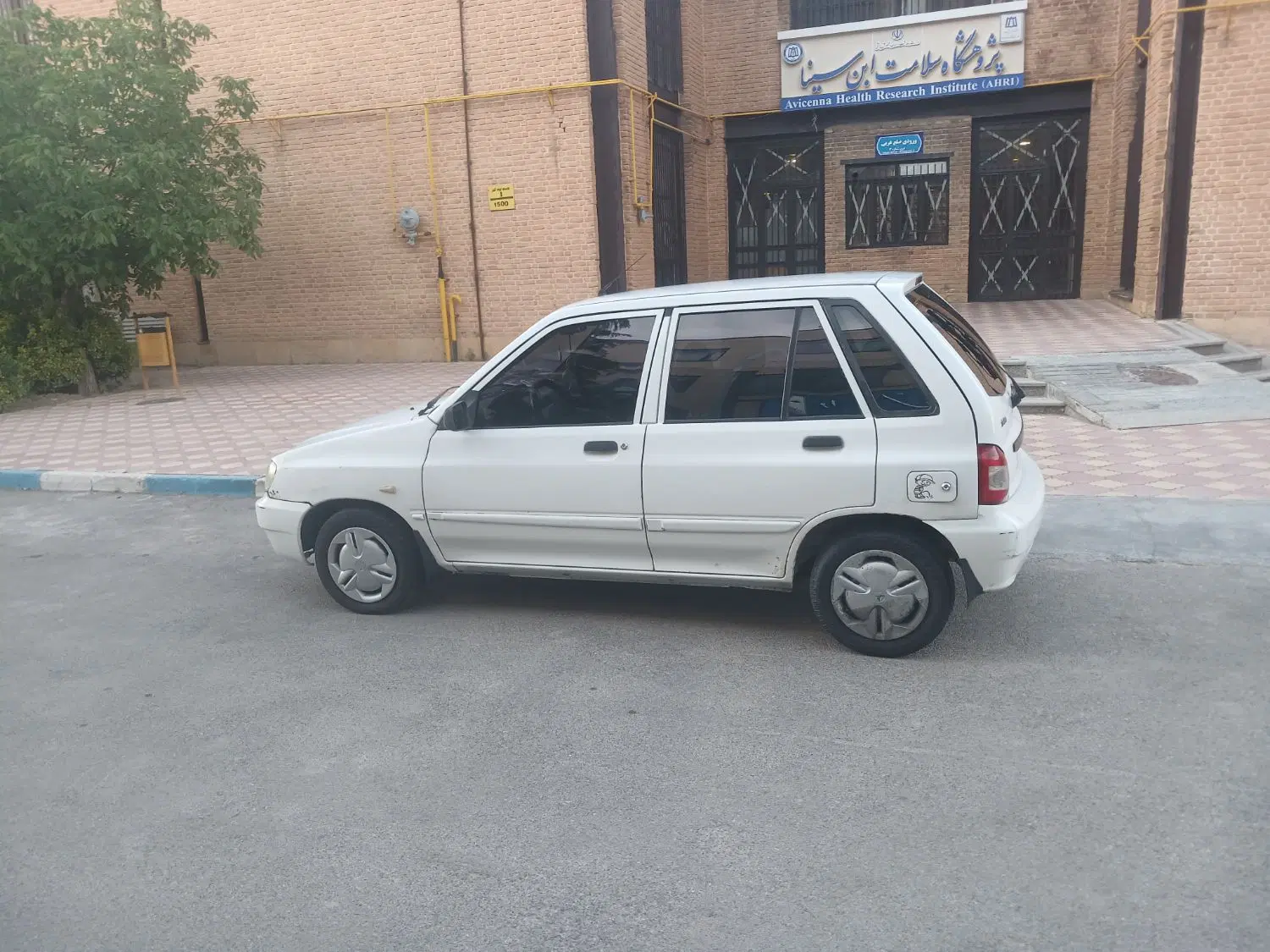 111مدل 96|خودرو سواری و وانت|همدان, |دیوار