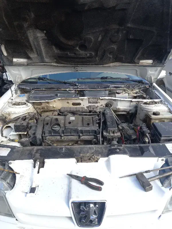 پژو تیوفایو مدل۹۸|خودرو سواری و وانت|خمینی‌شهر, |دیوار