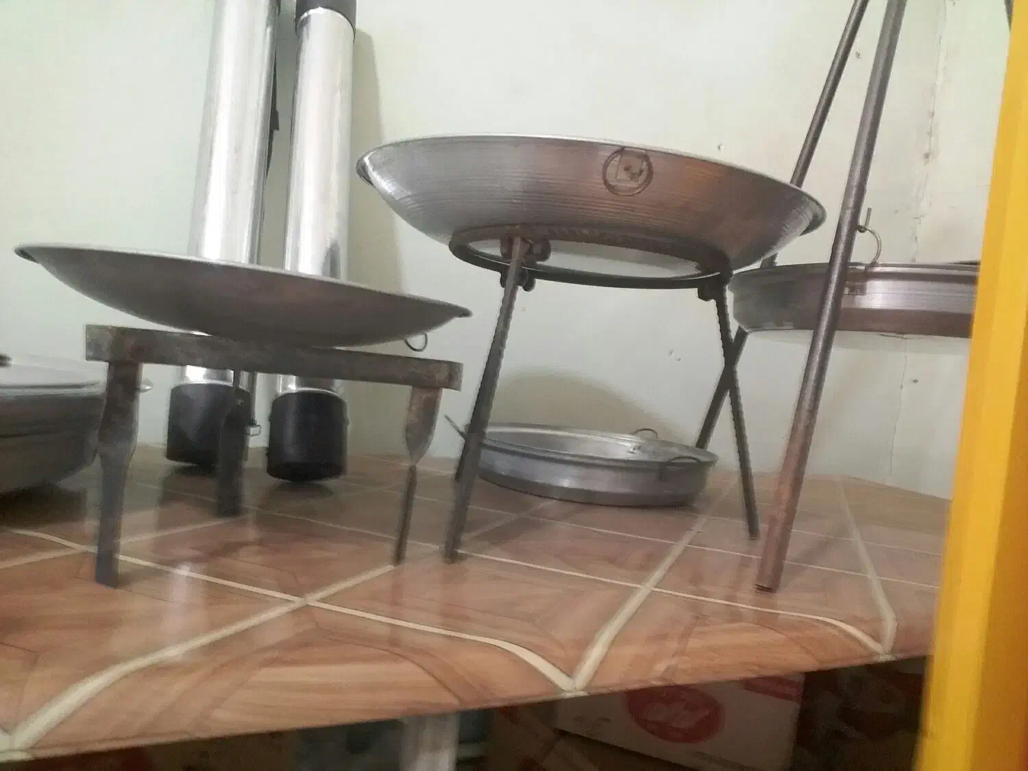 دیگ صحرا|ظروف پخت‌وپز|آق قلا, |دیوار