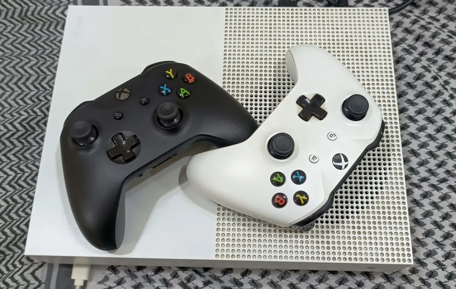 Xbox one S|کنسول، بازی ویدئویی و آنلاین|اهواز, زیتون کارمندی|دیوار
