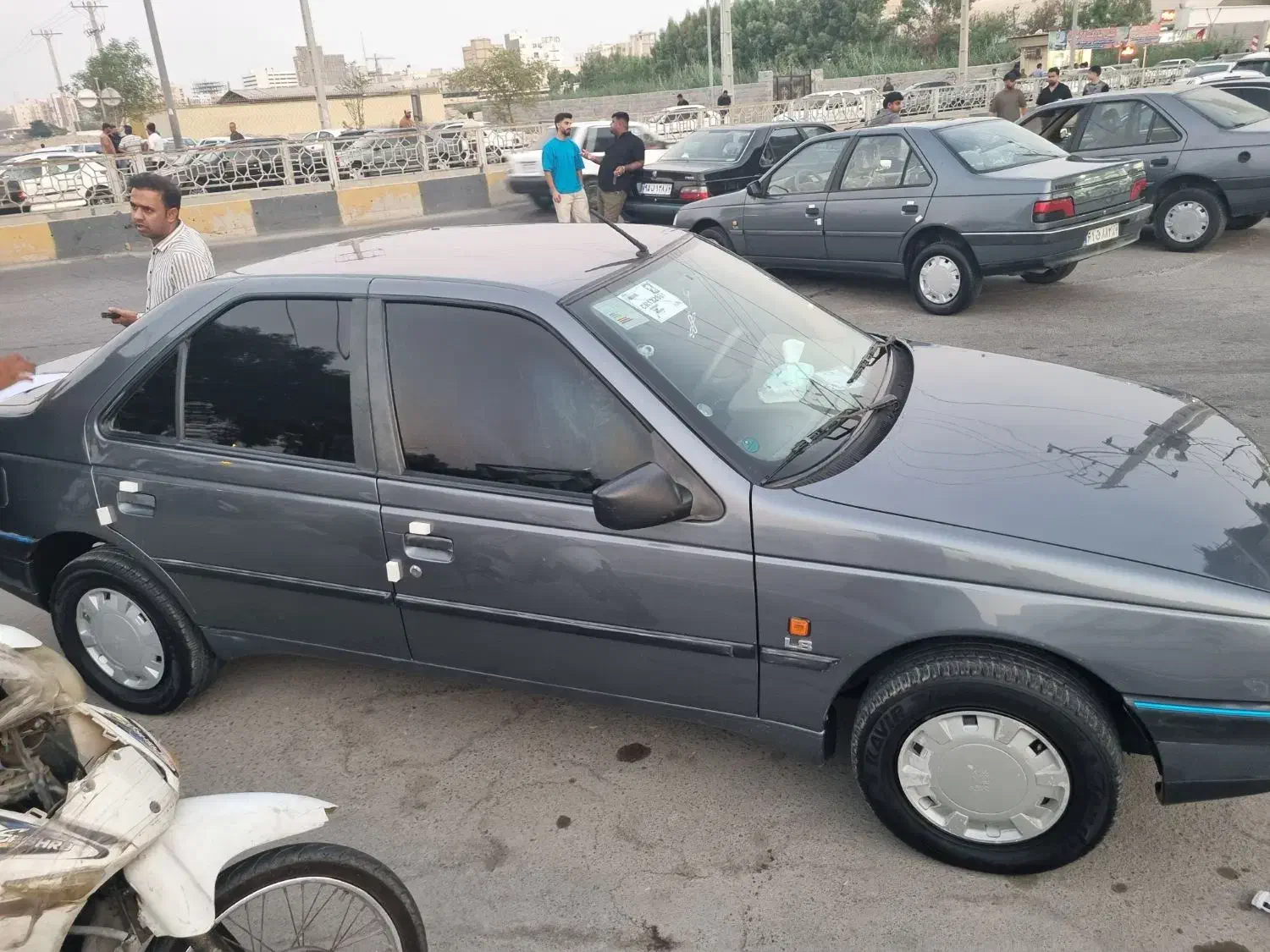 پژو ۴۰۵|خودرو سواری و وانت|بندرعباس, |دیوار