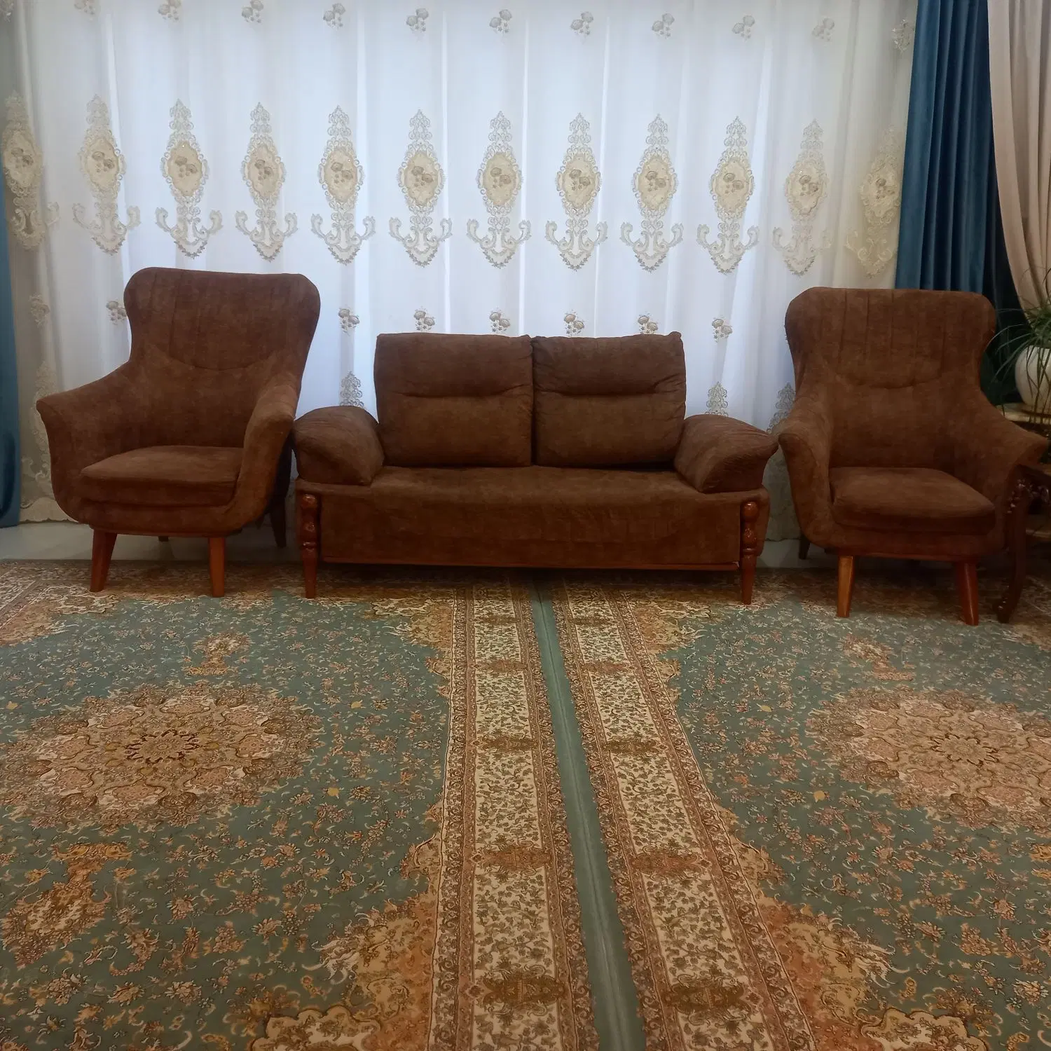 مبل|مبلمان خانگی و میز عسلی|گرمی, |دیوار