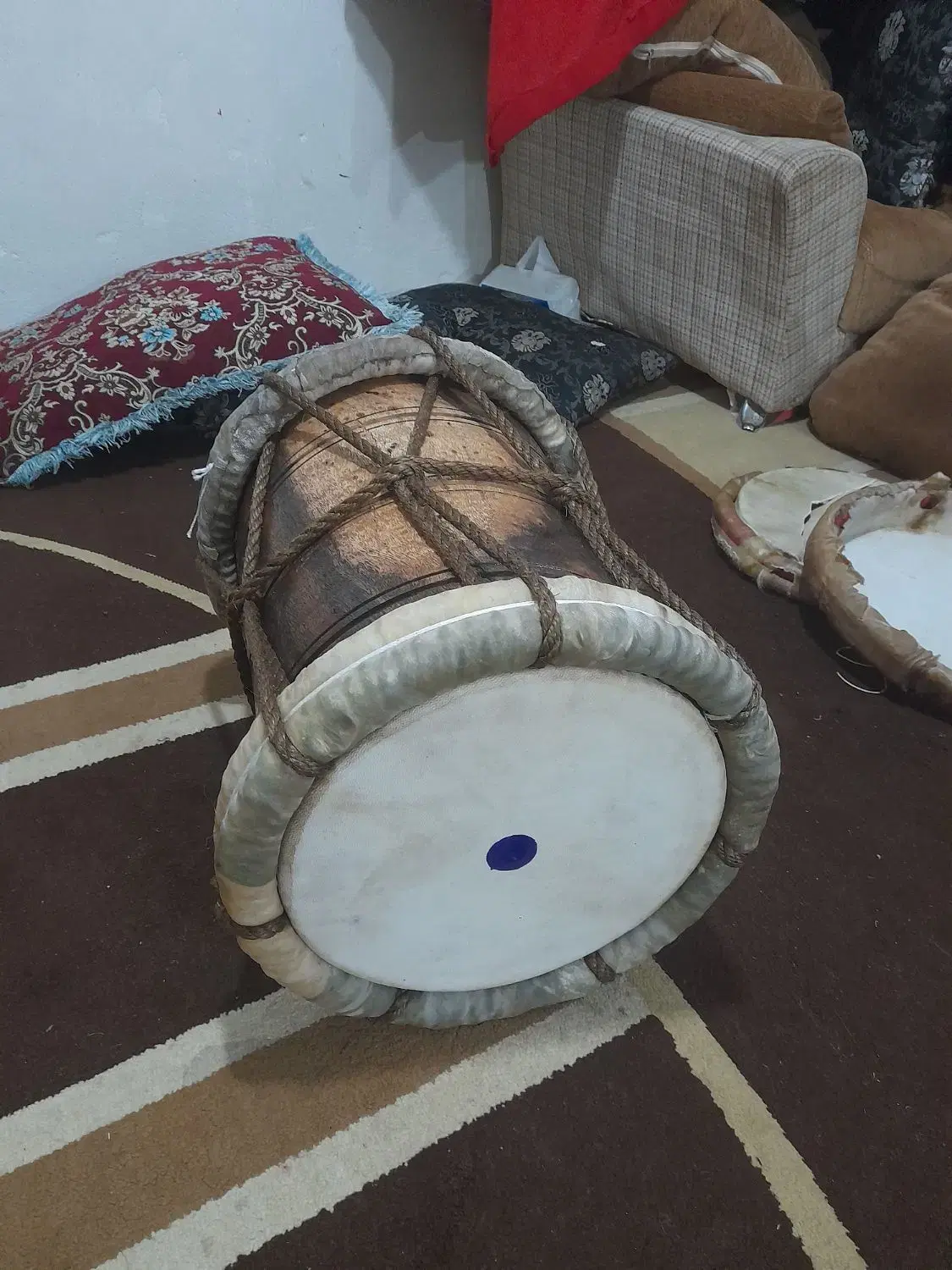 گورم|درام و پرکاشن|بوشهر, |دیوار