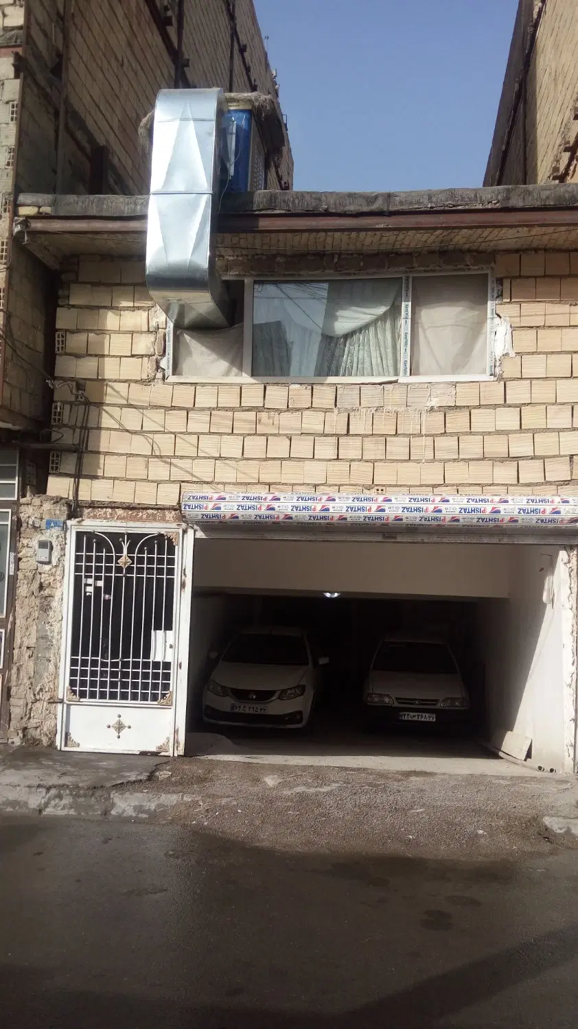 هوایی ب متراژ ۱۰۰ با پارکینگ و چاله آسانسور|فروش آپارتمان|مشهد, توس (بلوار توس)|دیوار