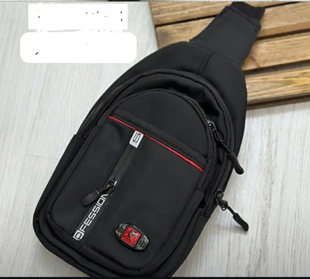 کیف|کیف، کفش، کمربند|رشت, لاکان|دیوار