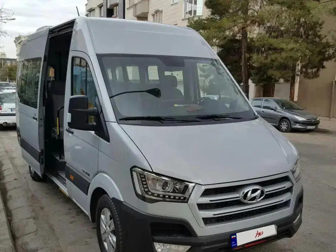 خودرو ون تشریفاتی vip دراختیار|خودرو اجارهای|مشهد, سجاد شهر|دیوار