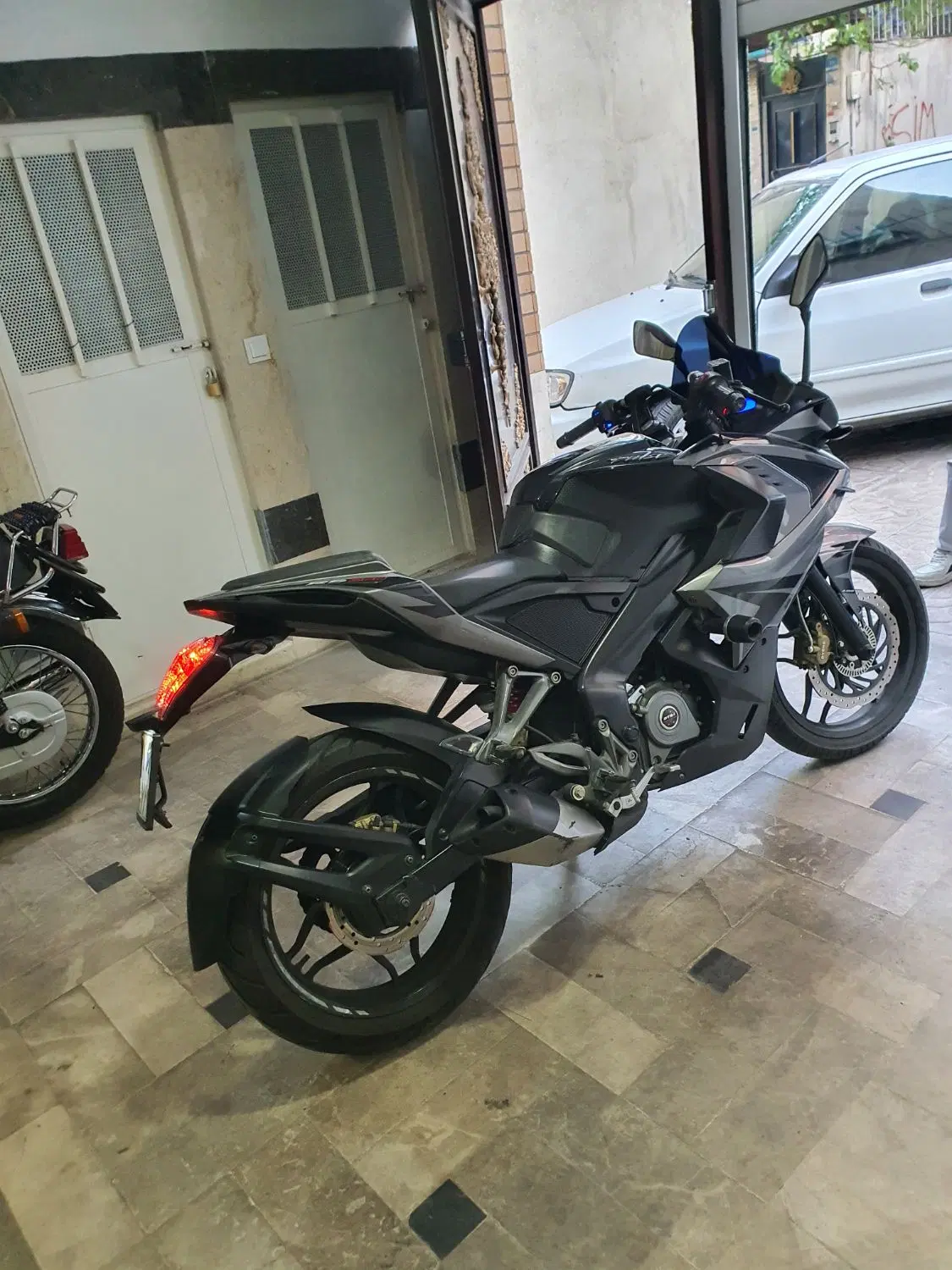 rs 200 مدل 97|موتورسیکلت|تهران, شارق|دیوار