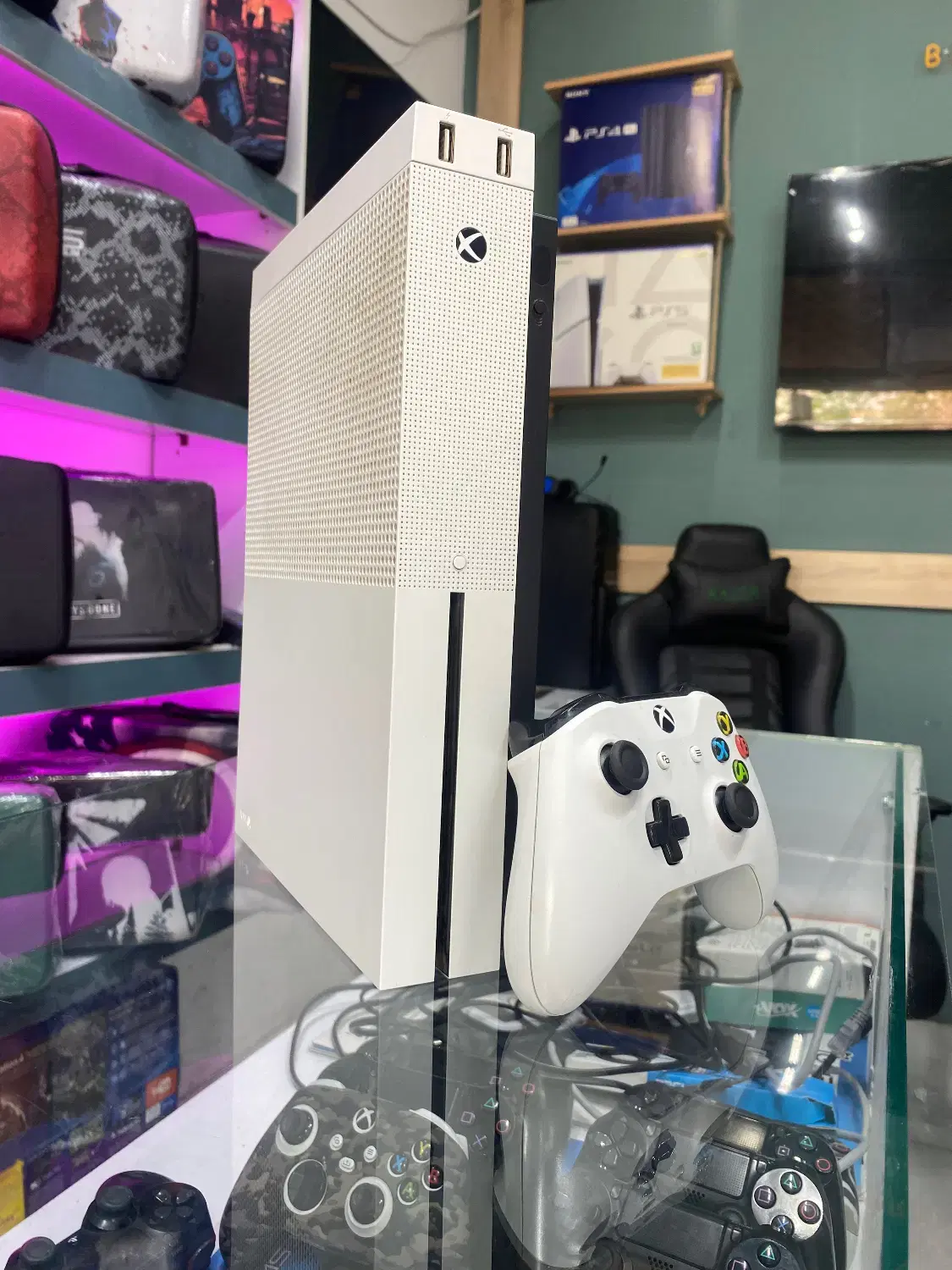 Xbox one S|کنسول، بازی ویدئویی و آنلاین|بیرجند, |دیوار