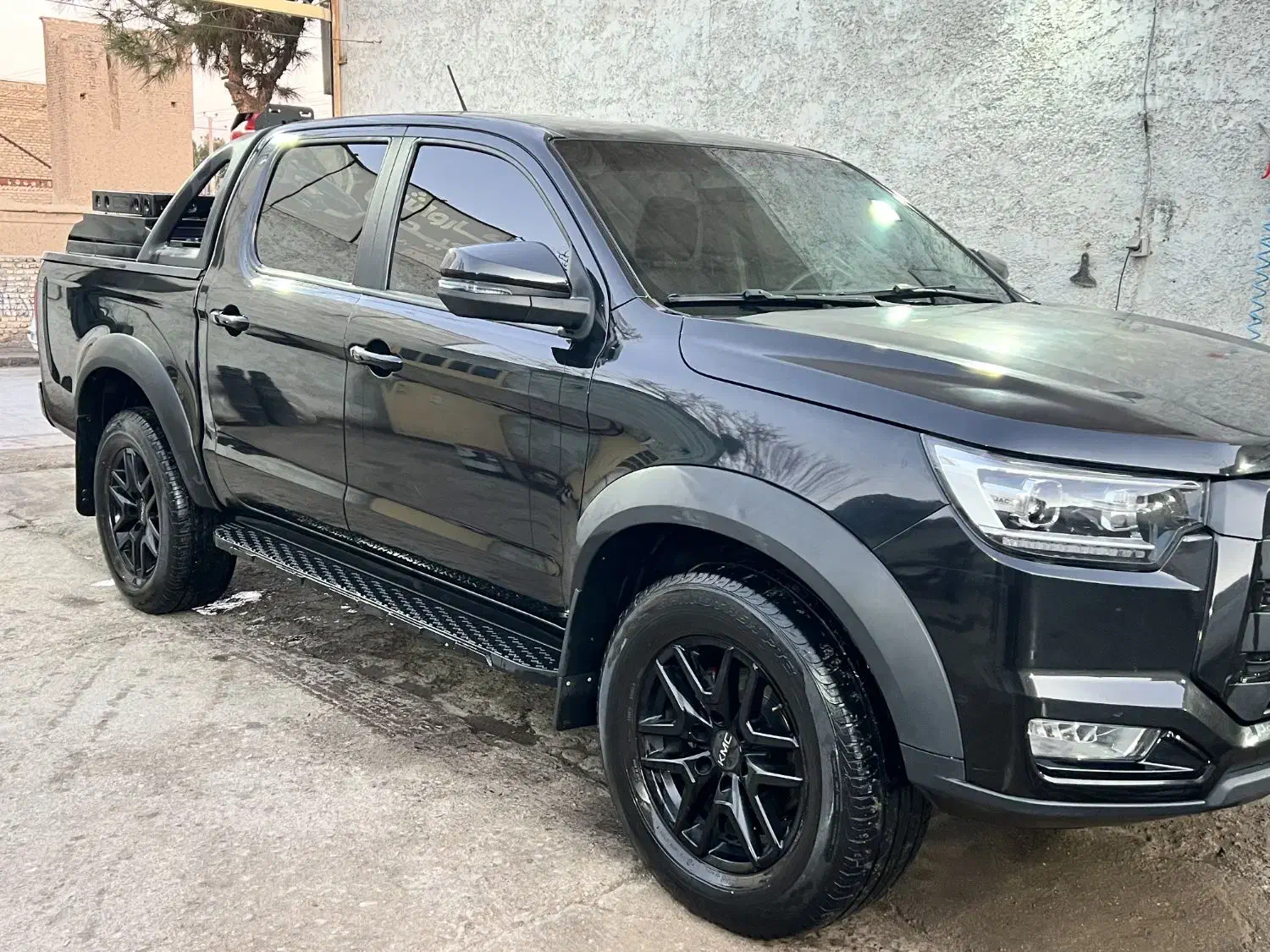 کی ام سی t8|خودرو سواری و وانت|گناباد, |دیوار