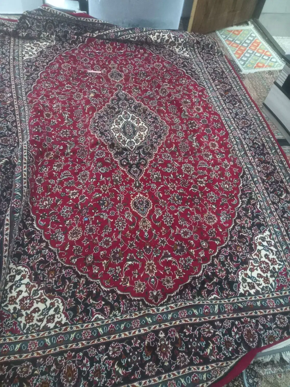 فرش|فرش|گلستان (تهران), |دیوار