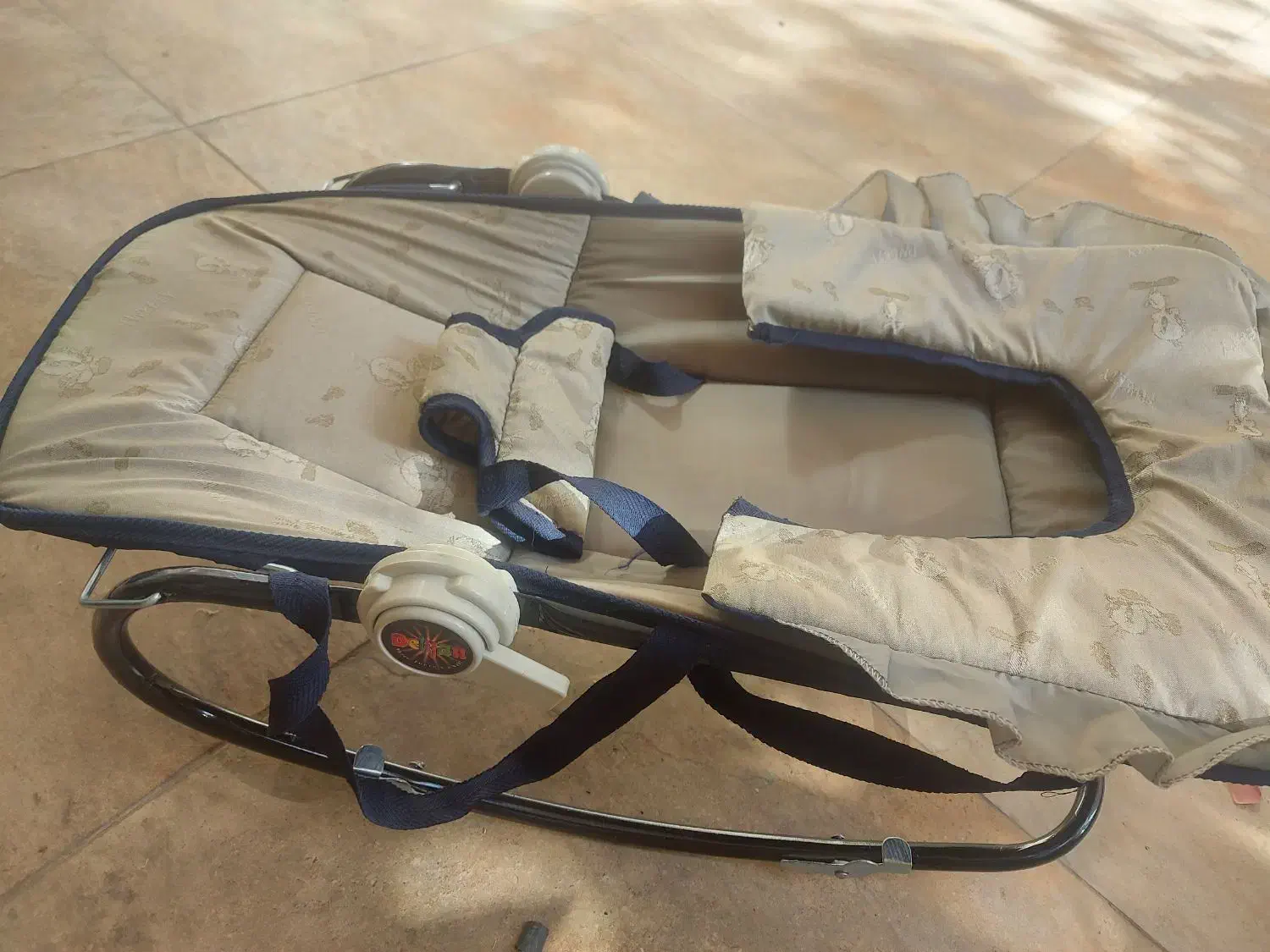 کالسکه بچه|کالسکه و لوازم جانبی|شیراز, سینما سعدی|دیوار