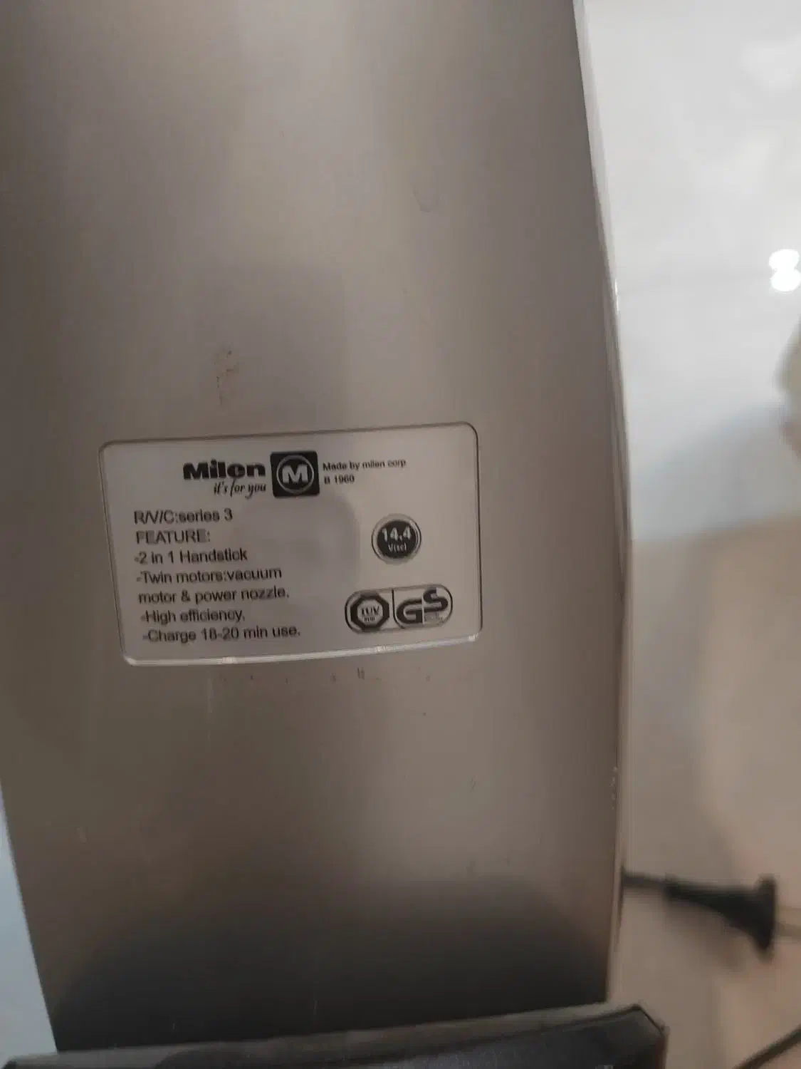 جارو شارژی میلن دوکاره|جاروبرقی، جارو شارژی، بخارشو|مشهد, سیلو|دیوار