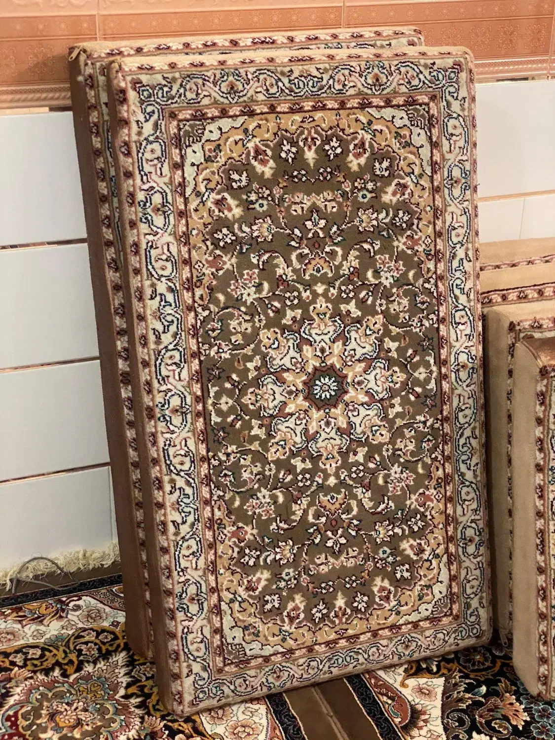 پشتی|پشتی|اهرم, |دیوار