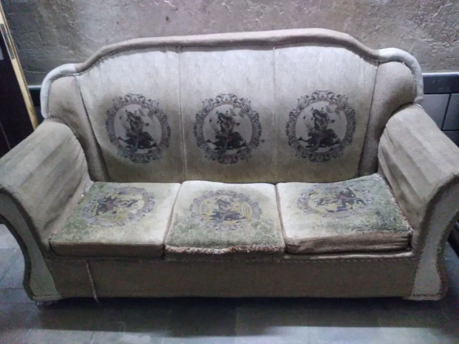 فروش مبلمان منزل|مبلمان خانگی و میز عسلی|کازرون, |دیوار