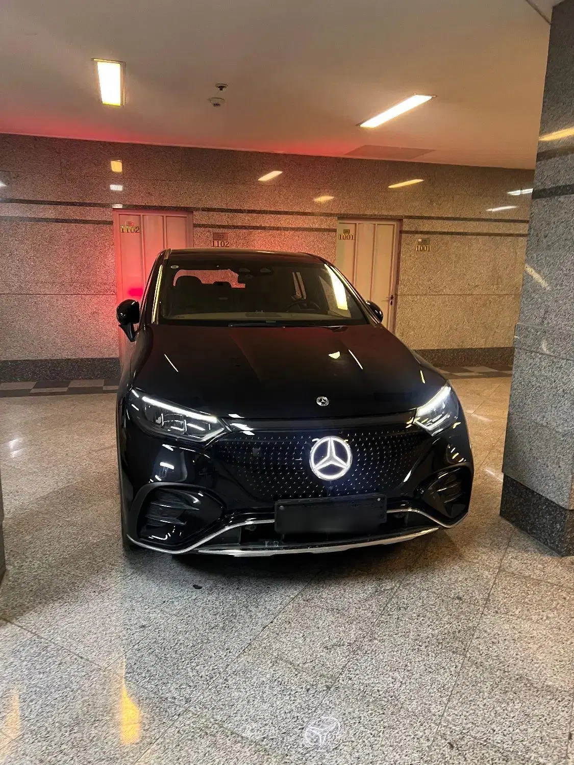 Benz eqe500 suv|خودرو سواری و وانت|تهران, فرمانیه|دیوار