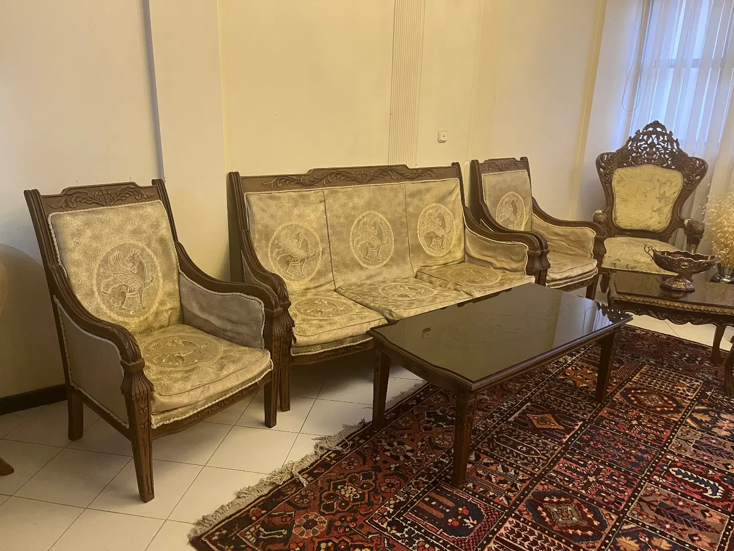 مبل|مبلمان خانگی و میز عسلی|اصفهان, سیچان|دیوار