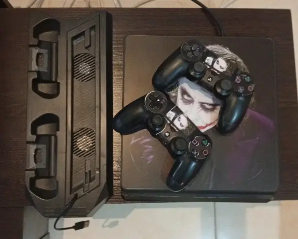 ps4 slim 1TB|کنسول، بازی ویدئویی و آنلاین|کیش, |دیوار