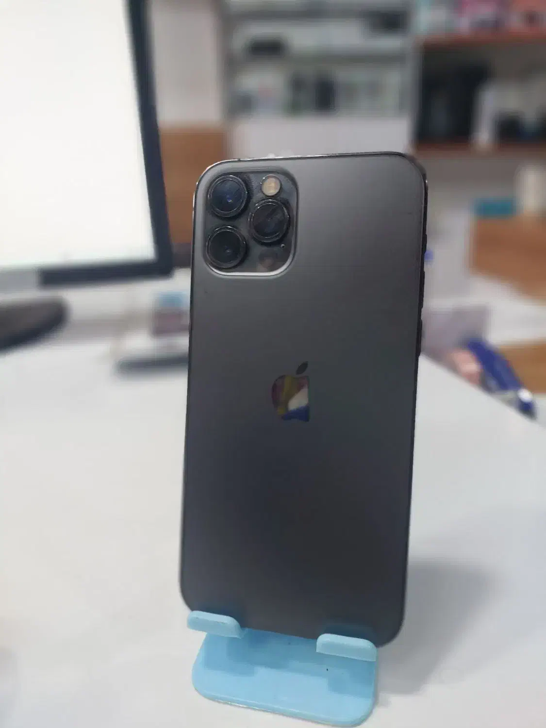 iPhone 12pro|موبایل|سبزوار, قائم|دیوار
