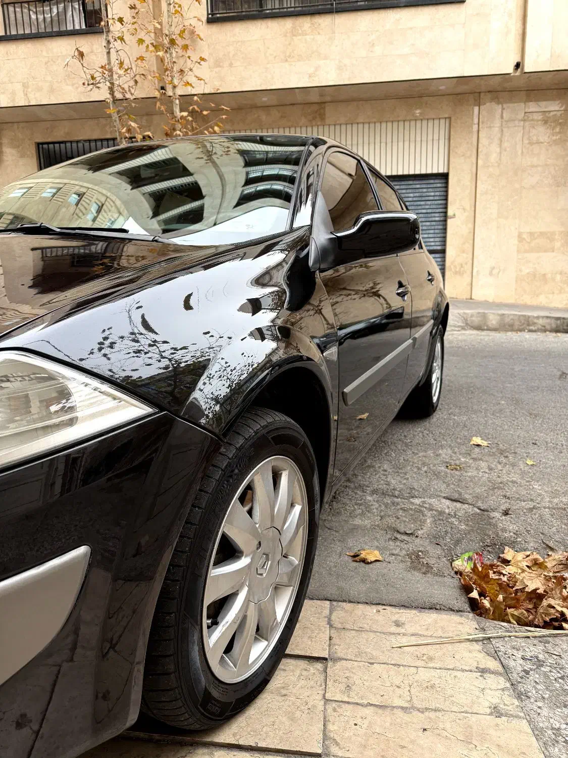 مگان مدل۹۰ بیرنگ|خودرو سواری و وانت|تهران, تهرانپارس غربی|دیوار