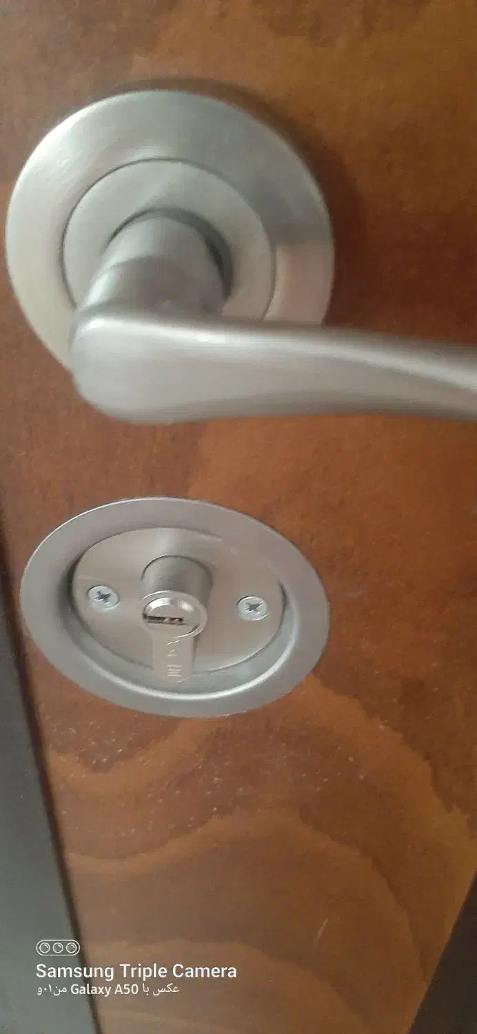 کلیدسازی|خدمات پیشه و مهارت|هشتگرد, شهرک بعثت|دیوار