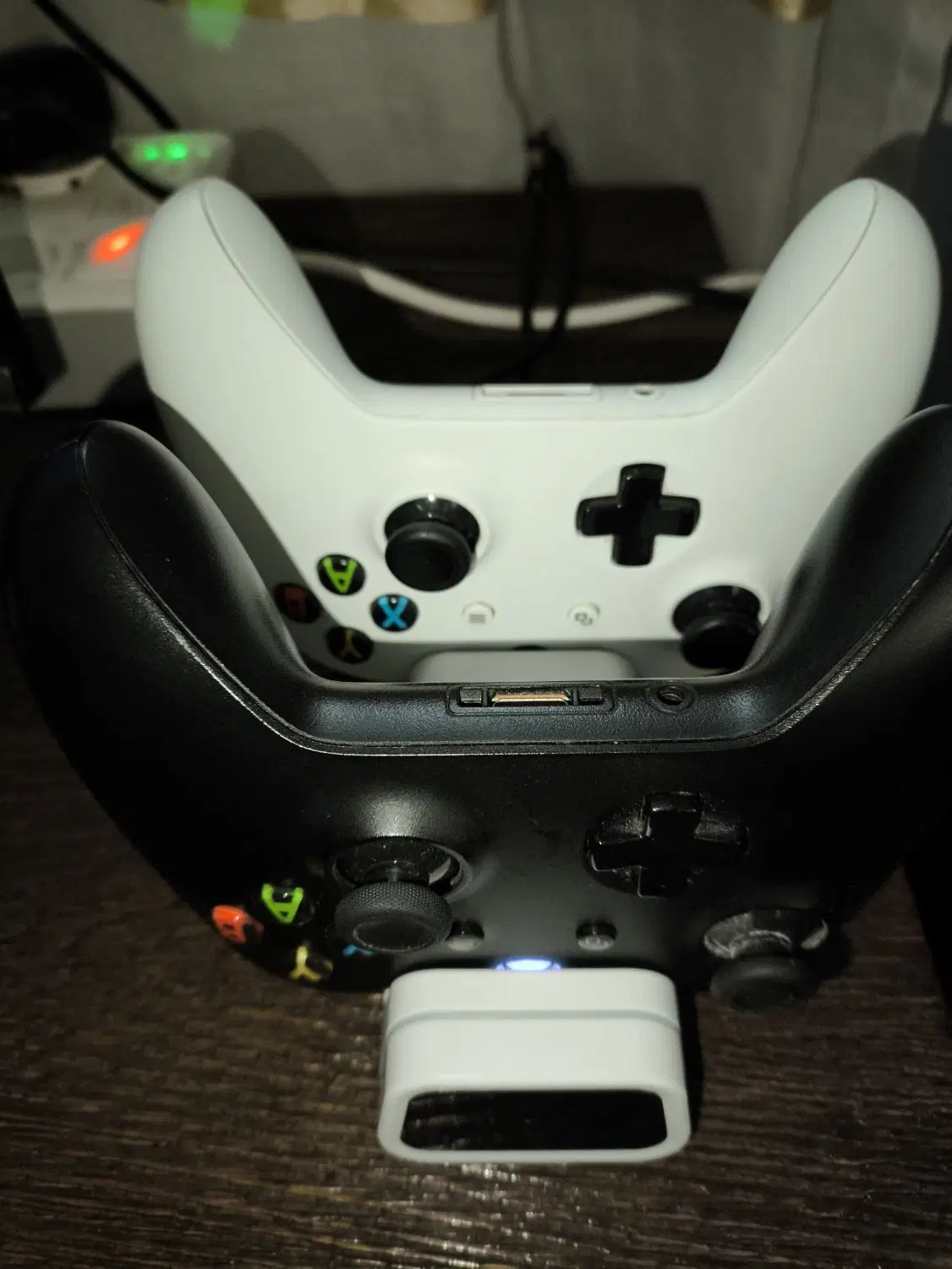 Xbox one s 1tra|کنسول، بازی ویدئویی و آنلاین|رشت, سعدی (تختی)|دیوار