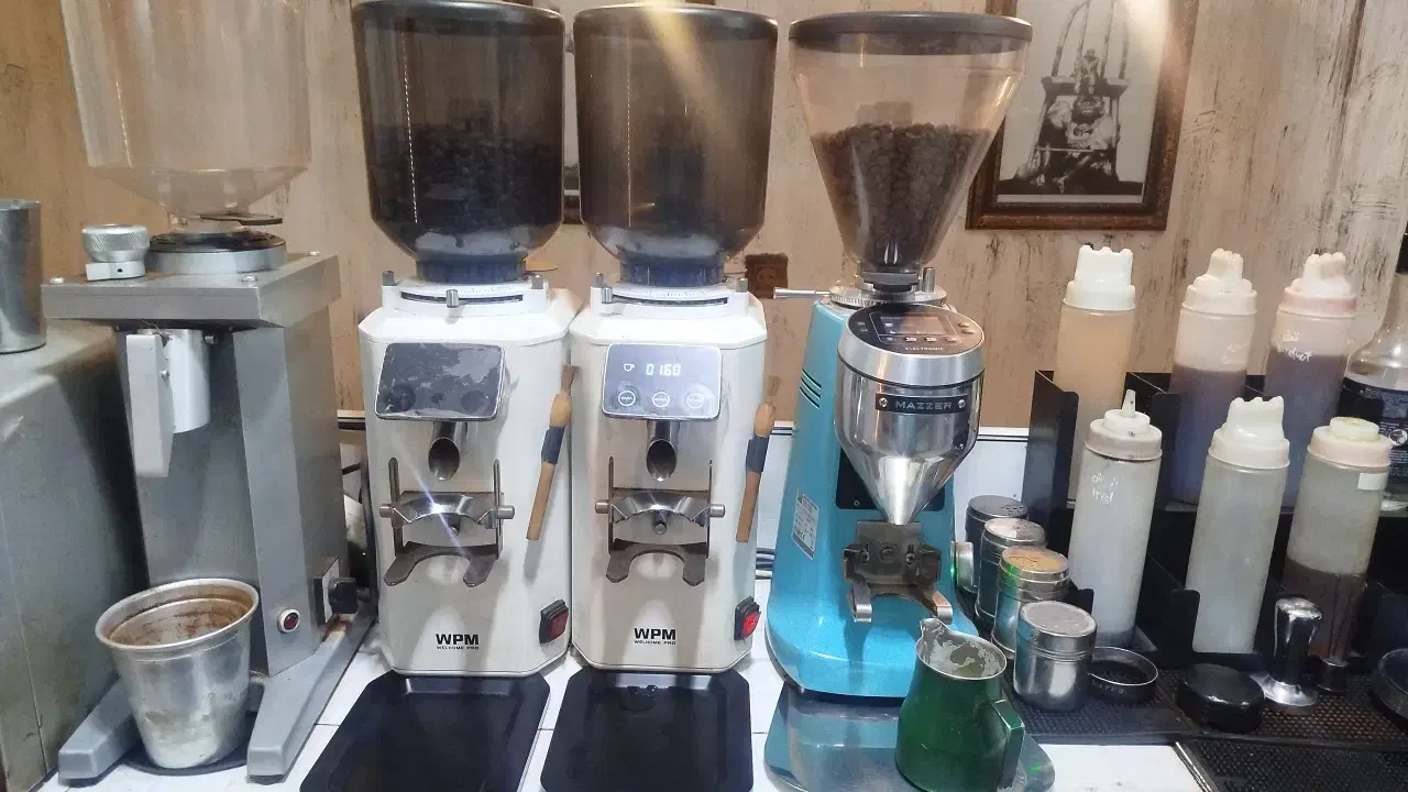 آسیاب mazzer super jully v pro e|کافیشاپ و رستوران|شیراز, سینما سعدی|دیوار