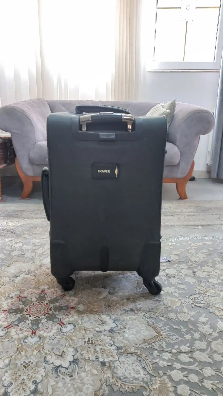 چمدان|کوهنوردی و کمپینگ|رشت, یخسازی|دیوار