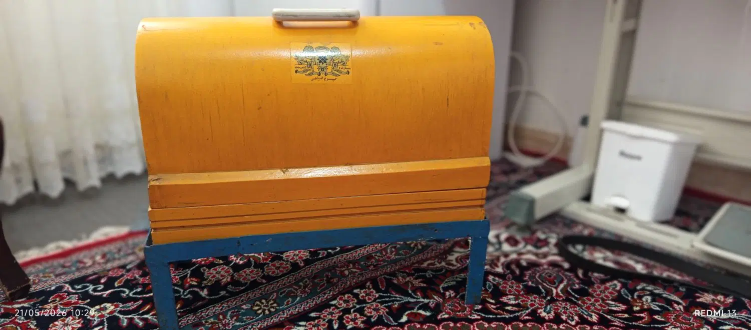 چرخ خیاطی|چرخ خیاطی و ریسندگی|ازنا, |دیوار