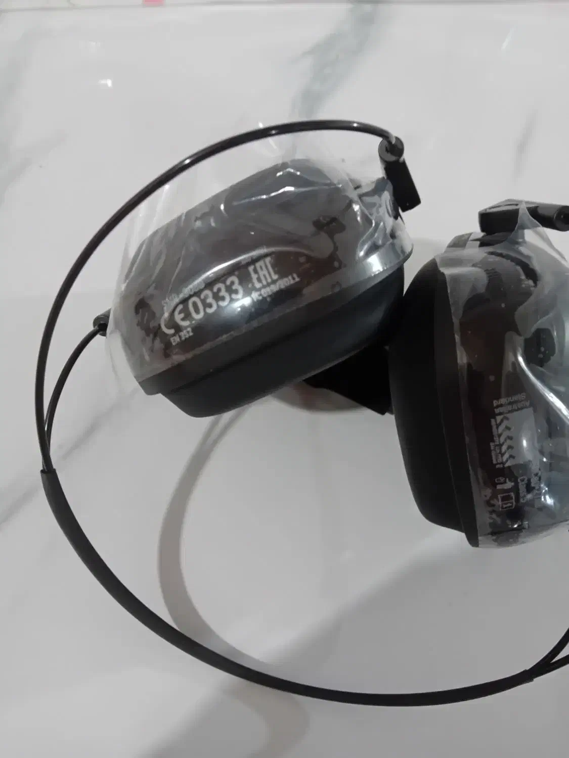 گوشگیر|ابزارآلات|اهر, |دیوار