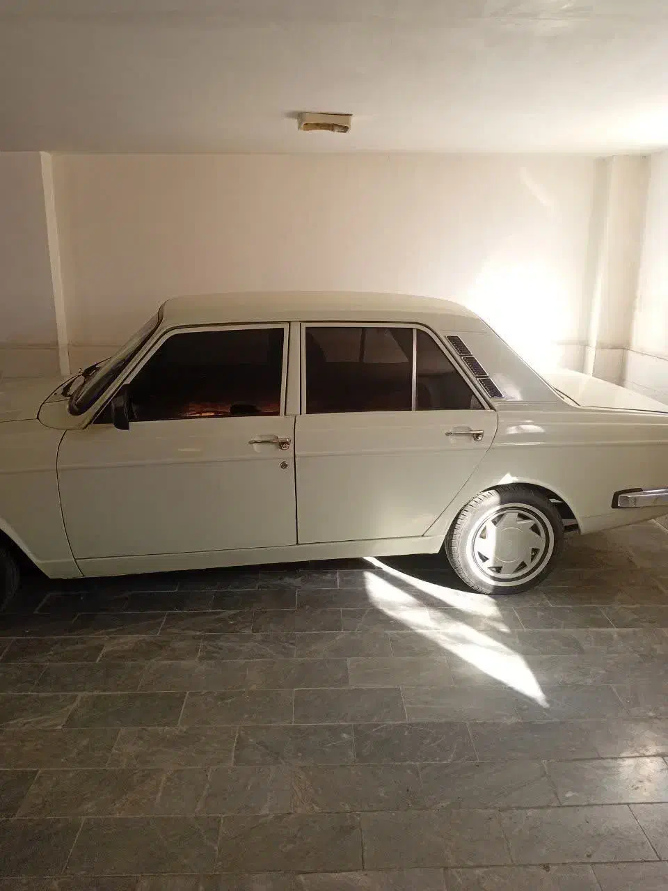 پیکان مدل ۸۳|خودرو سواری و وانت|قم, ارم|دیوار