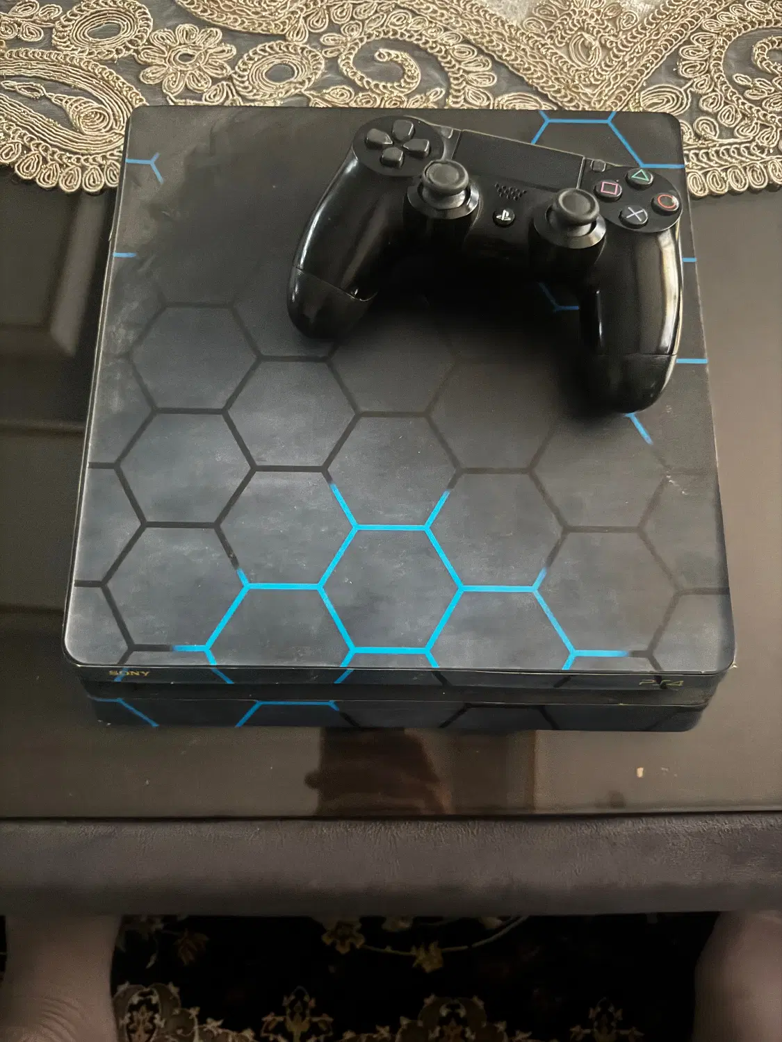 PS4 slim|کنسول، بازی ویدئویی و آنلاین|باقرشهر, |دیوار
